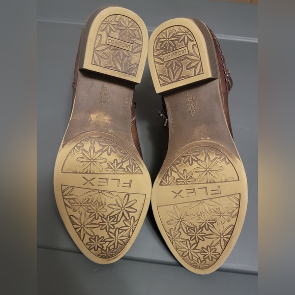 Life Stride booties size 10 - Picture 2 of 5